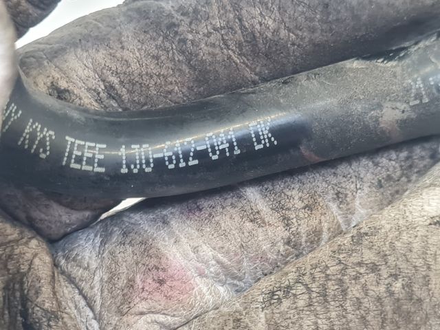 bontott VW GOLF IV Vákuumcső