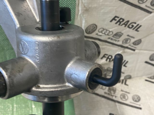 bontott VW GOLF IV Váltó Kapcsoló Villa