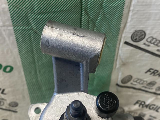 bontott VW GOLF IV Váltó Kapcsoló Villa