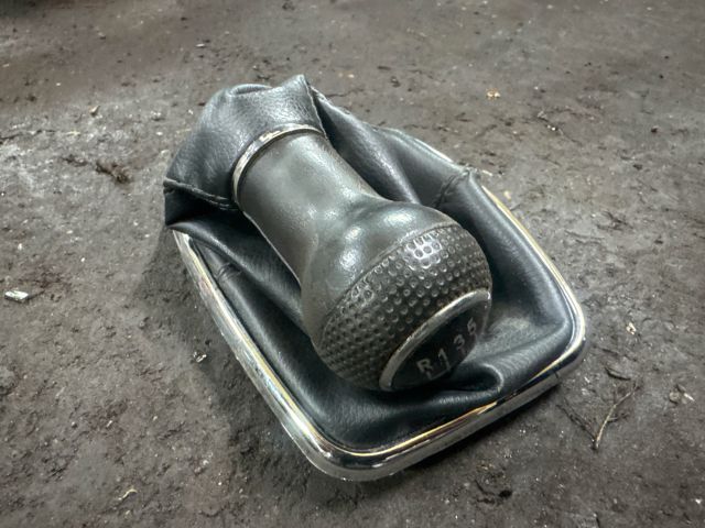 bontott VW GOLF IV Váltógomb