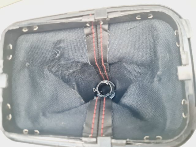 bontott VW GOLF IV Váltógomb