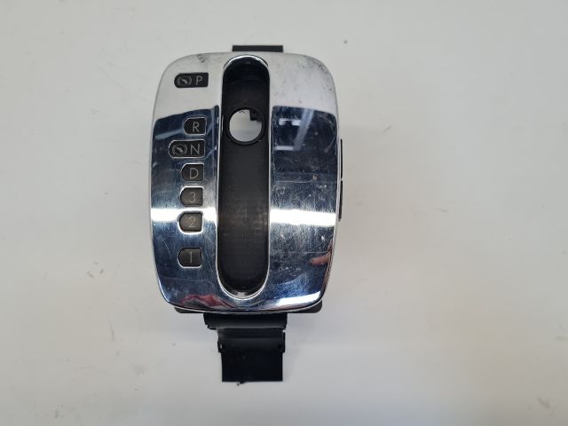 bontott VW GOLF IV Váltókar Keret