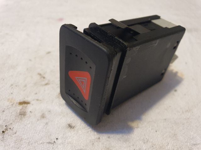 bontott VW GOLF IV Vészvillogó Kapcsoló