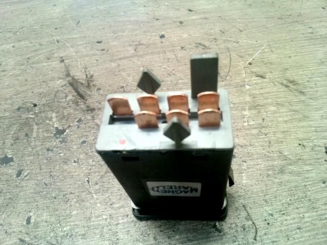 bontott VW GOLF IV Vészvillogó Kapcsoló