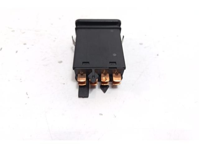 bontott VW GOLF IV Vészvillogó Kapcsoló