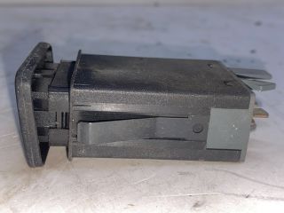 bontott VW GOLF IV Vészvillogó Kapcsoló