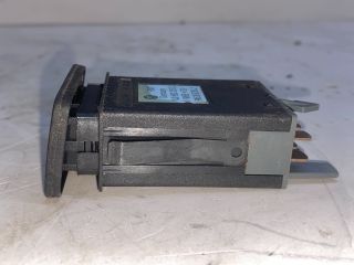 bontott VW GOLF IV Vészvillogó Kapcsoló