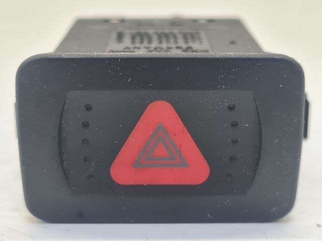 bontott VW GOLF IV Vészvillogó Kapcsoló