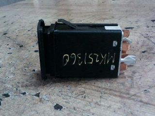 bontott VW GOLF IV Vészvillogó Kapcsoló