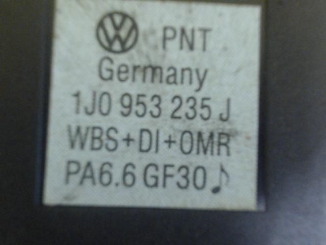 bontott VW GOLF IV Vészvillogó Kapcsoló