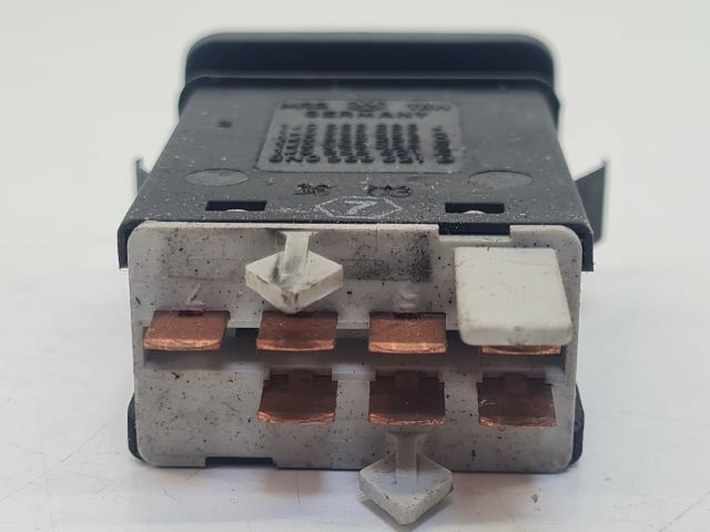 bontott VW GOLF IV Vészvillogó Kapcsoló