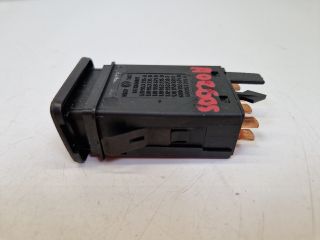 bontott VW GOLF IV Vészvillogó Kapcsoló