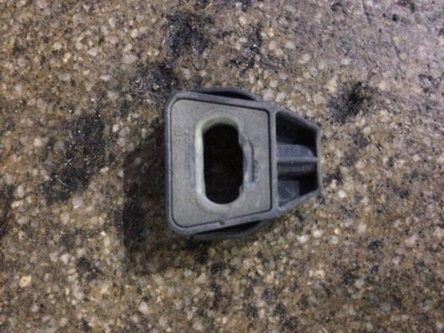 bontott VW GOLF IV Vízhűtő Radiátor Tartó