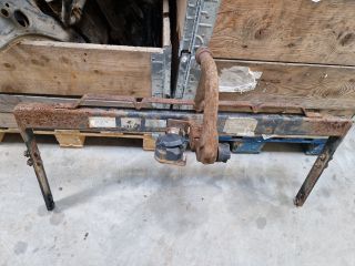 bontott VW GOLF IV Vonóhorog