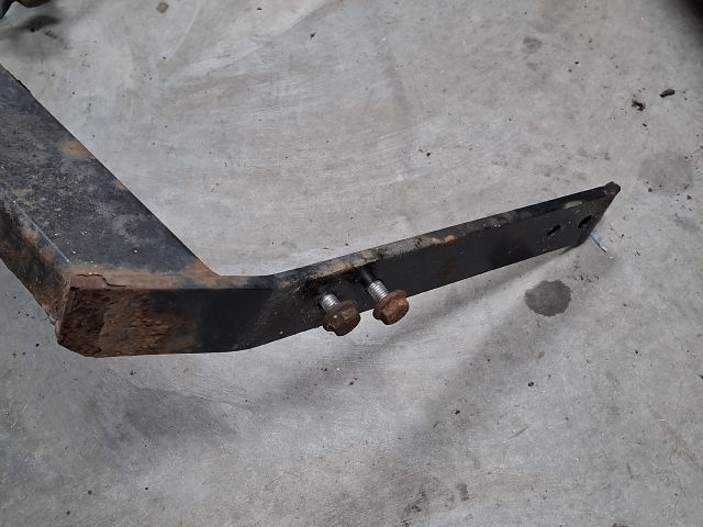 bontott VW GOLF IV Vonóhorog