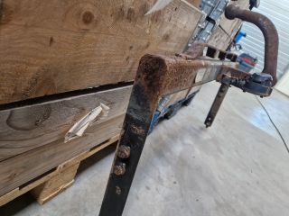 bontott VW GOLF IV Vonóhorog