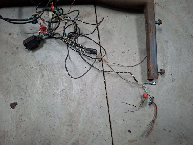 bontott VW GOLF IV Vonóhorog