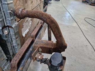 bontott VW GOLF IV Vonóhorog