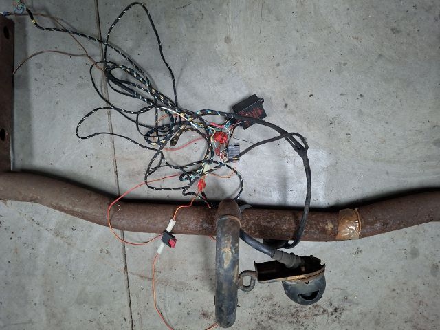 bontott VW GOLF IV Vonóhorog