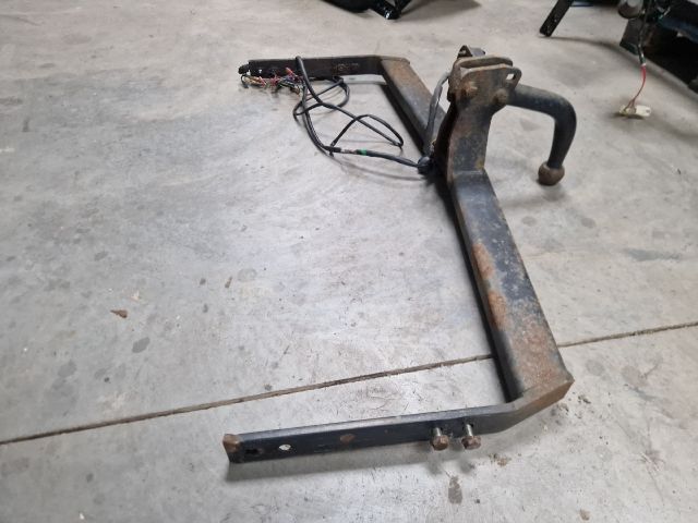 bontott VW GOLF IV Vonóhorog