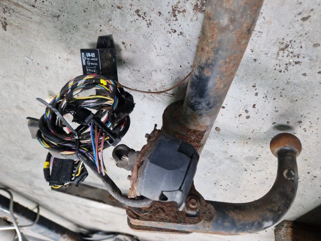 bontott VW GOLF IV Vonóhorog