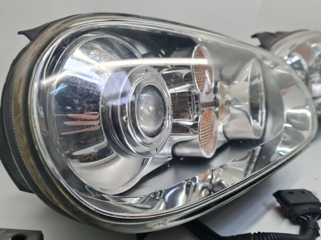 bontott VW GOLF IV Xenon Fényszóró Pár