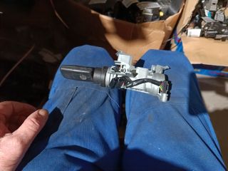 bontott VW GOLF PLUS Gyújtáskapcsoló