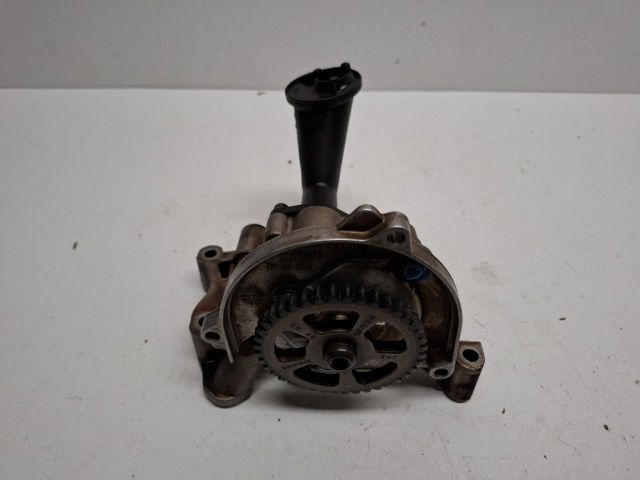 bontott VW GOLF PLUS Olajszivattyú