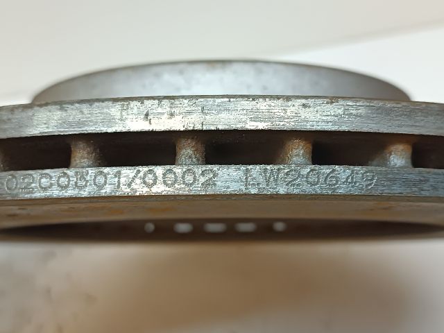 bontott VW GOLF PLUS Első Pár Féktárcsa