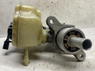 bontott VW GOLF PLUS Főfékhenger