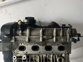 bontott VW GOLF PLUS Motor (Fűzött blokk hengerfejjel)