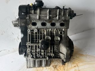 bontott VW GOLF PLUS Motor (Fűzött blokk hengerfejjel)