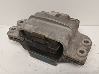 bontott VW GOLF PLUS Motor Tartó Bak Bal