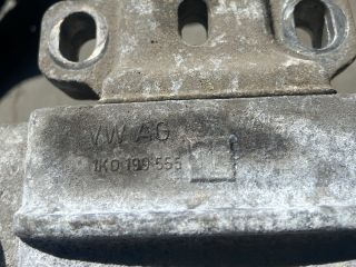 bontott VW GOLF PLUS Motor Tartó Bak (Pozíciófüggetlen)