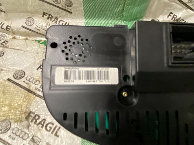 bontott VW GOLF PLUS Kilométeróra