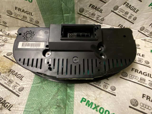 bontott VW GOLF PLUS Kilométeróra