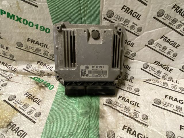 bontott VW GOLF PLUS Motorvezérlő