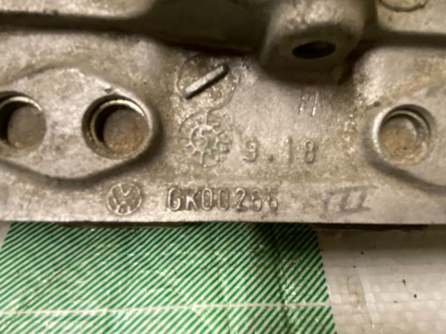 bontott VW GOLF PLUS Szívósor