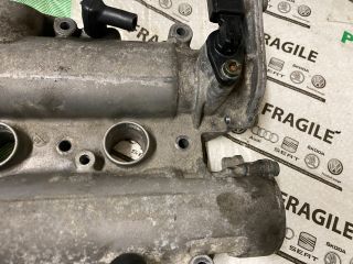 bontott VW GOLF PLUS Vezérműtengely Házzal