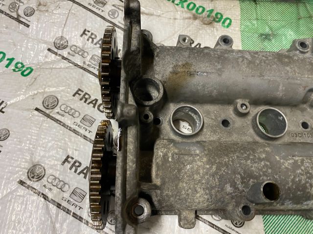 bontott VW GOLF PLUS Vezérműtengely Házzal