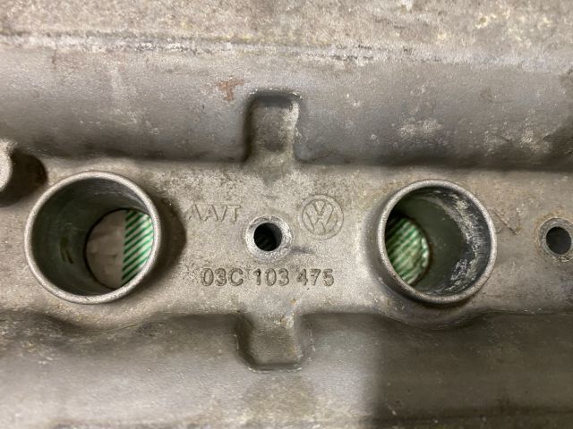 bontott VW GOLF PLUS Vezérműtengely Házzal