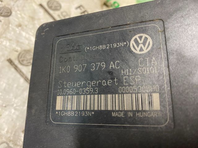 bontott VW GOLF PLUS ABS Kocka