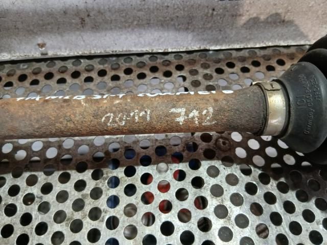 bontott VW GOLF PLUS Bal Féltengely