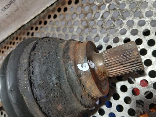 bontott VW GOLF PLUS Bal Féltengely