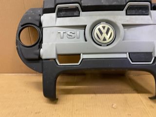 bontott VW GOLF PLUS Felső Motorburkolat