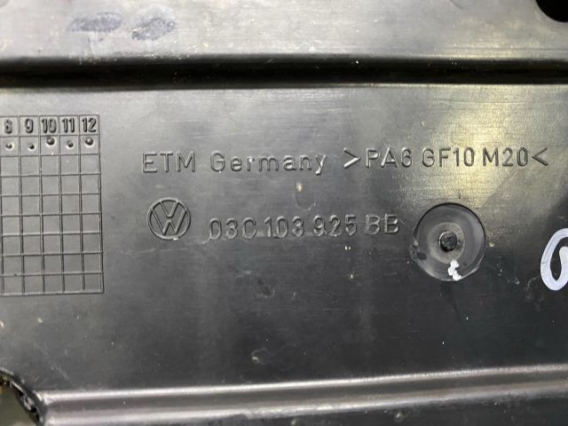 bontott VW GOLF PLUS Felső Motorburkolat