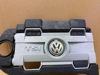 bontott VW GOLF PLUS Felső Motorburkolat