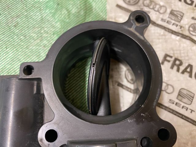 bontott VW GOLF PLUS Fojtószelep (Elektromos)