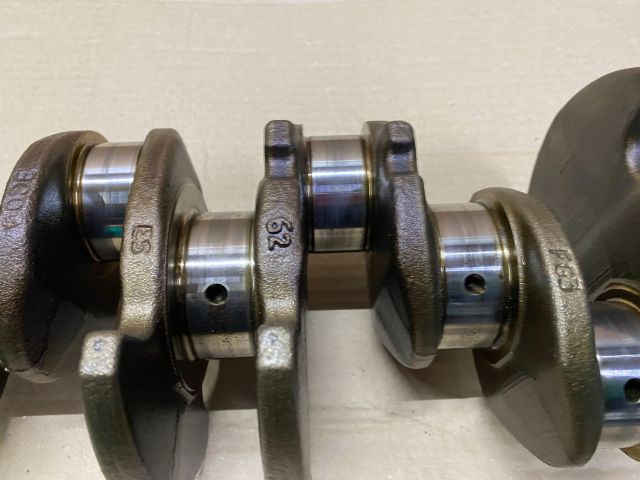 bontott VW GOLF PLUS Főtengely (Magában)