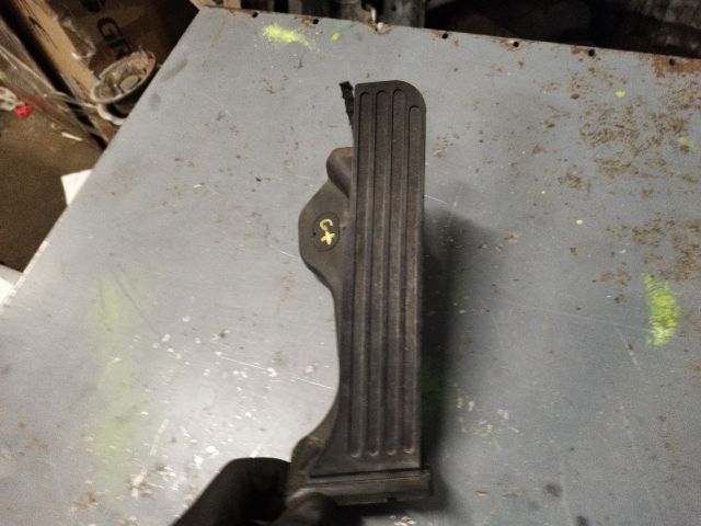 bontott VW GOLF PLUS Gázpedál (Elektromos)